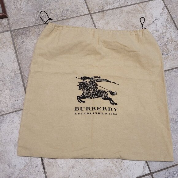 BURBERRY**NOVA CHECK**TOTE - Picture 6 of 16